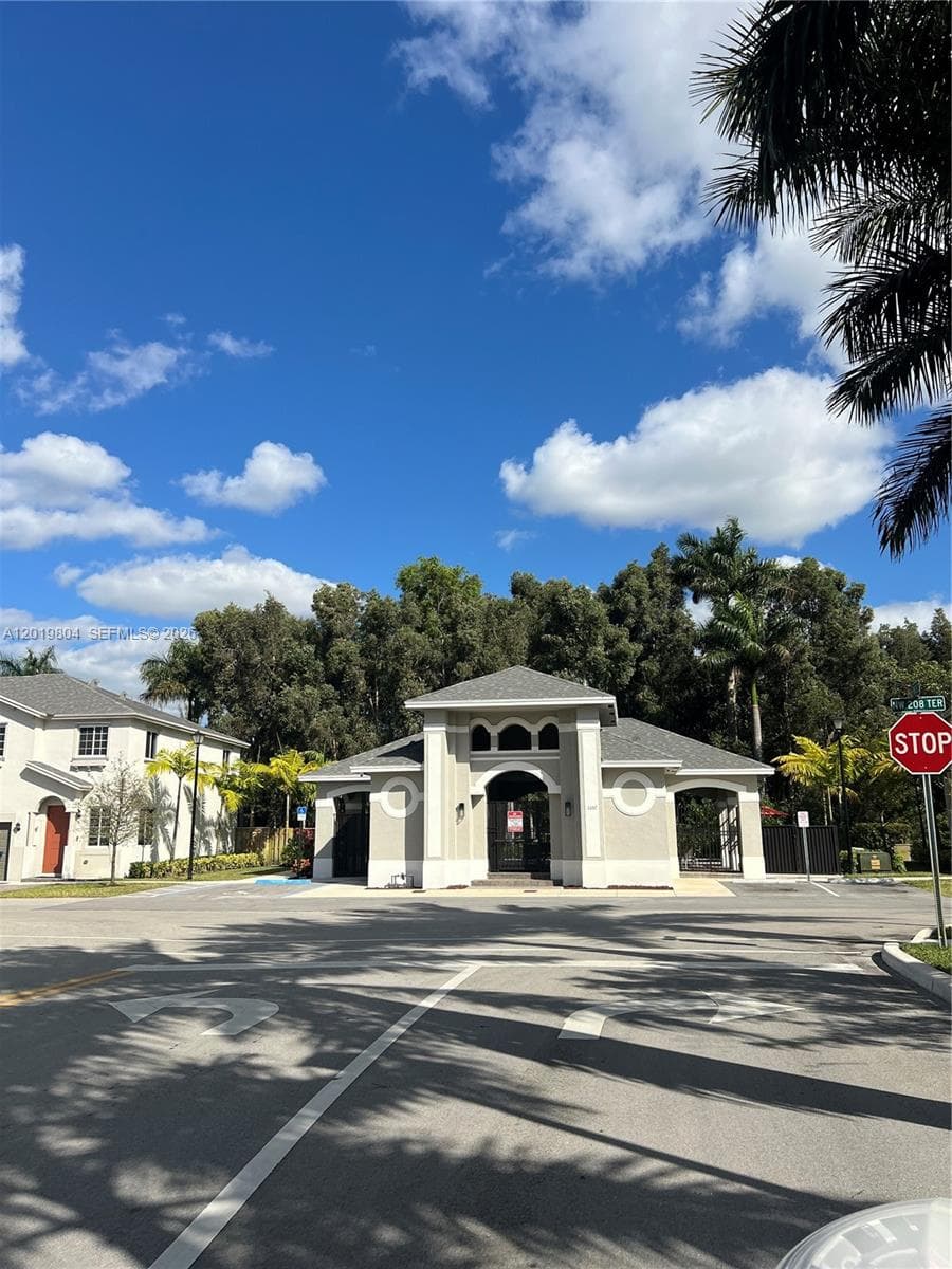 1088 NW 208th Ter # 1088, Miami Gardens FL 33169 — 28