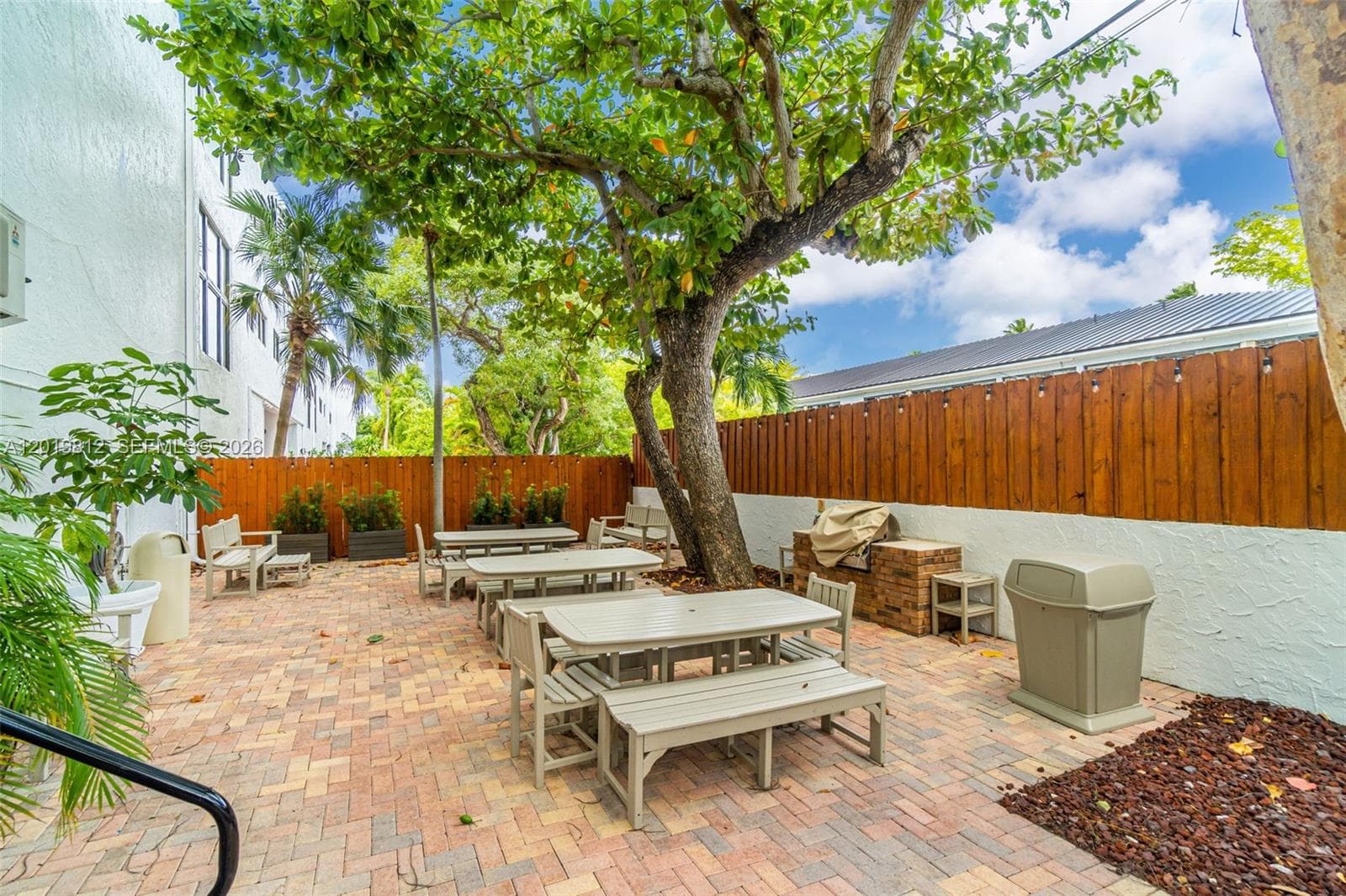 209 E Enid Dr # 36, Key Biscayne FL 33149 — 47