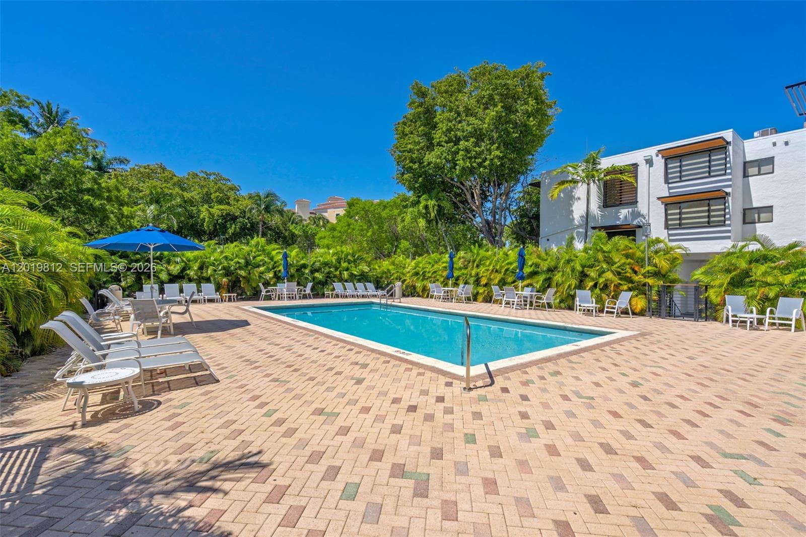 209 E Enid Dr # 36, Key Biscayne FL 33149 — 44