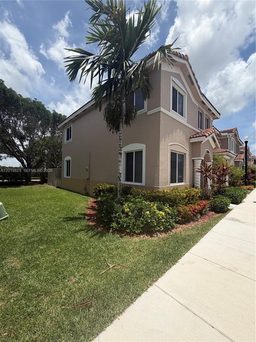 2355 SE 10th St, Homestead FL 33035 — 3