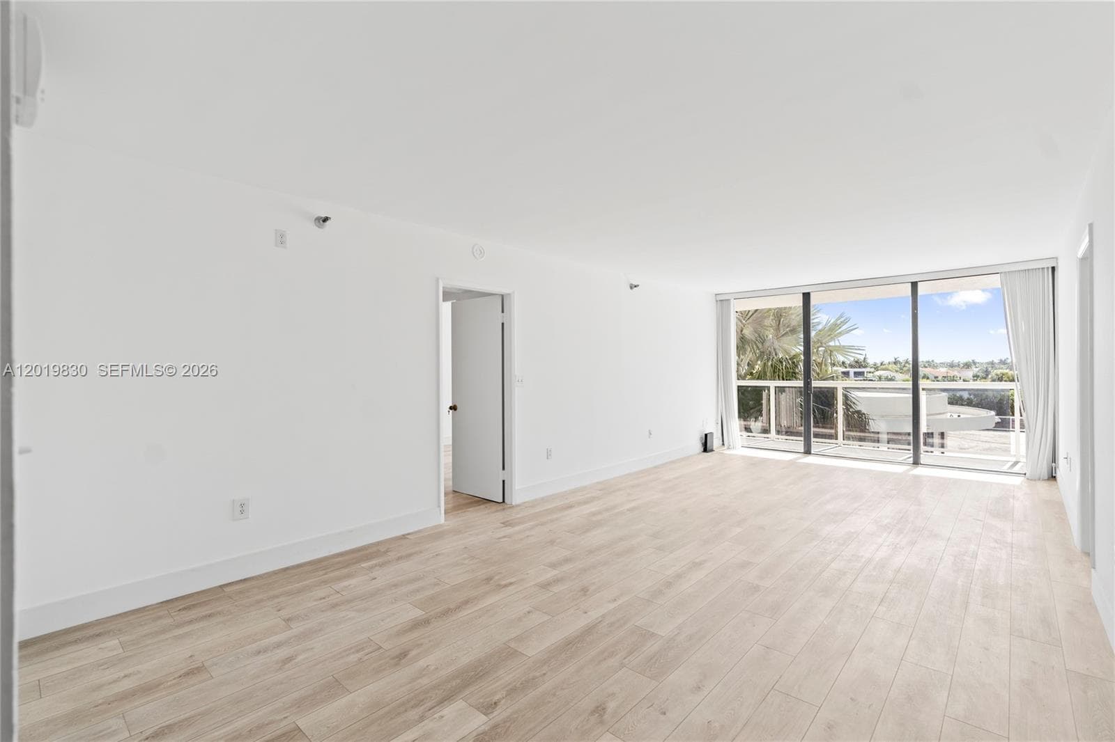 20505 E Country Club Dr # 434, Aventura FL 33180 — 4
