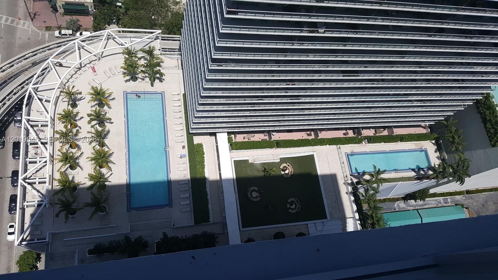 79 SW 12th St, Miami FL 33130 — 12