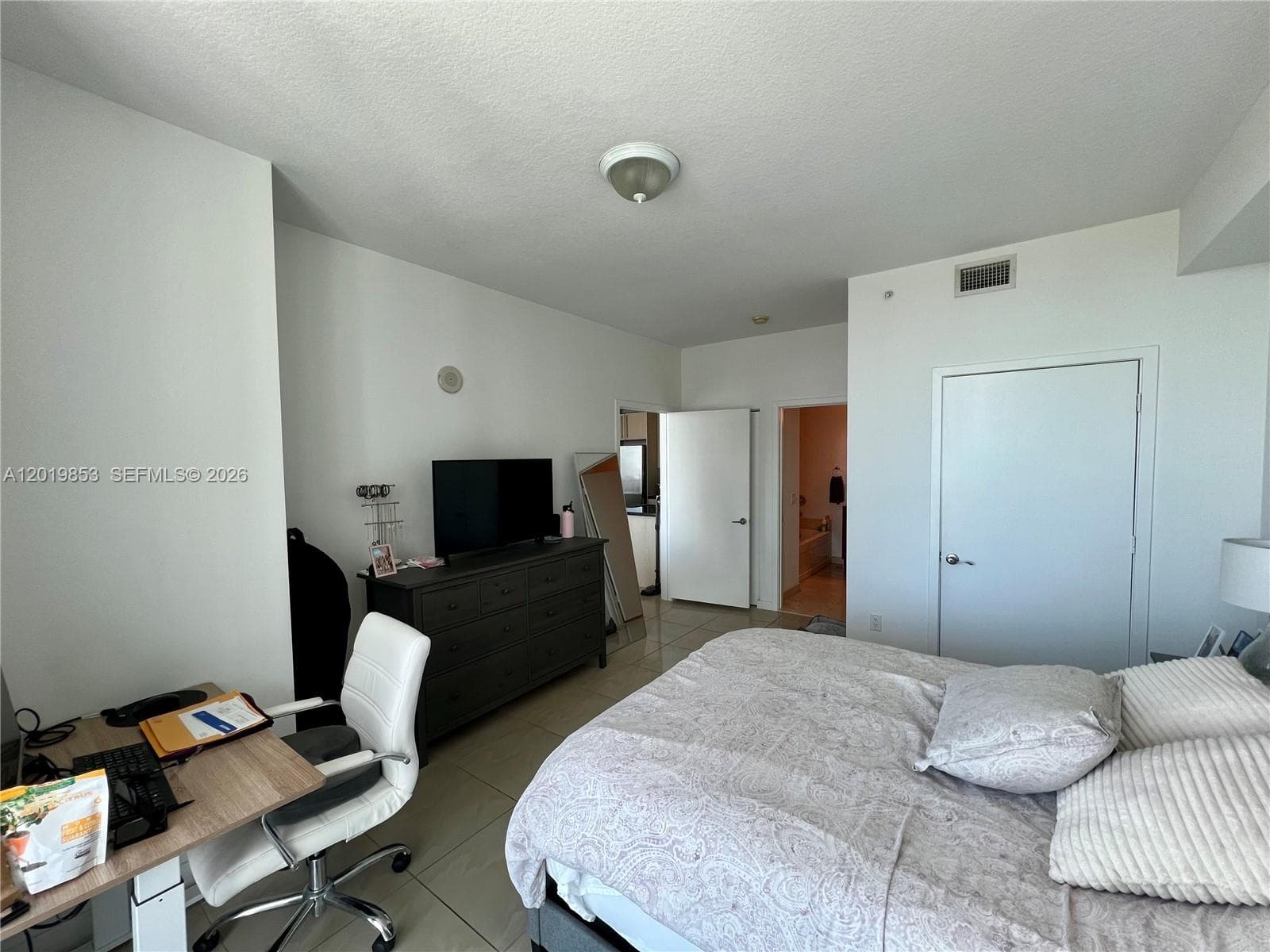 79 SW 12th St, Miami FL 33130 — 7