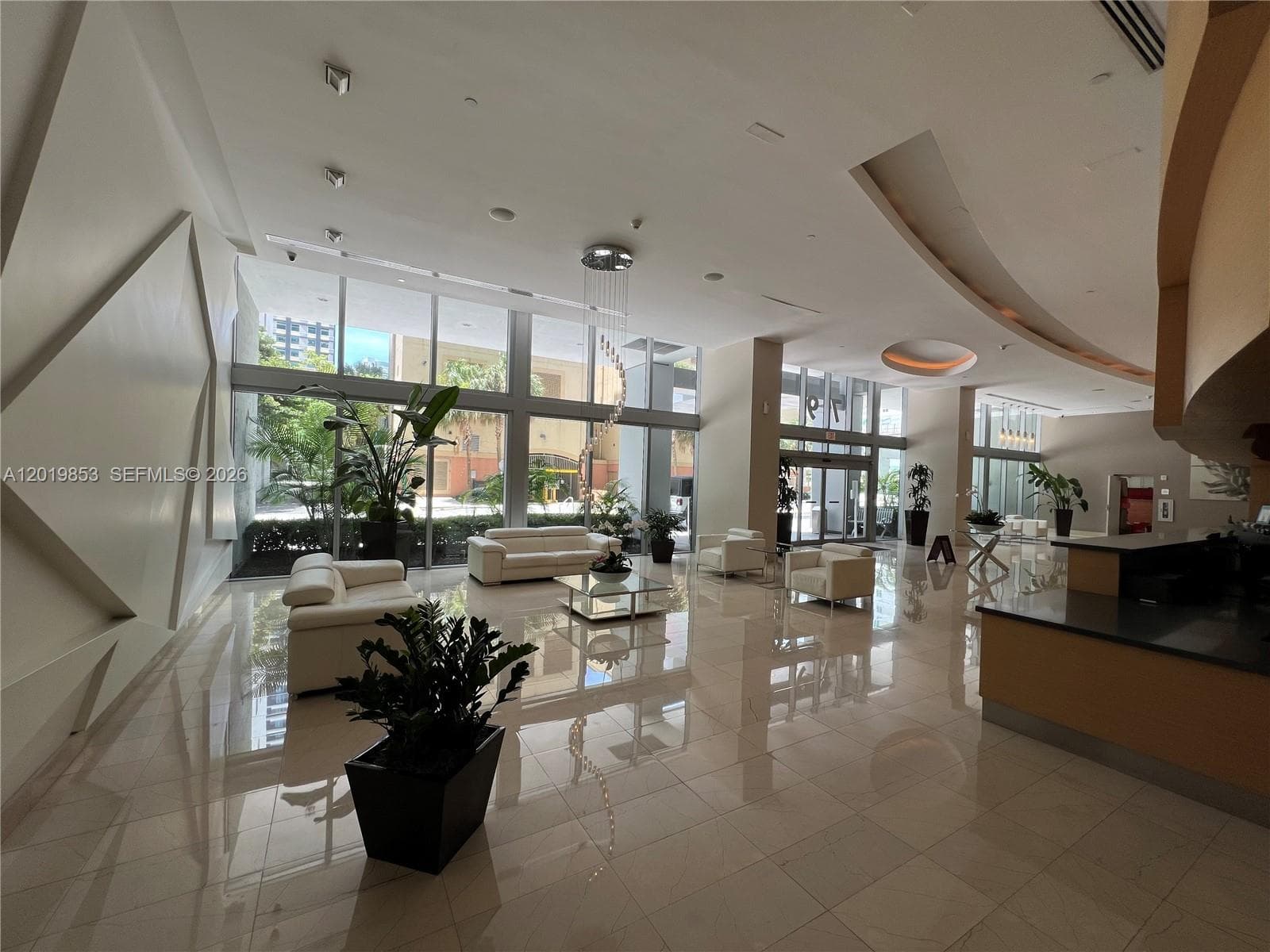 79 SW 12th St, Miami FL 33130 — 28
