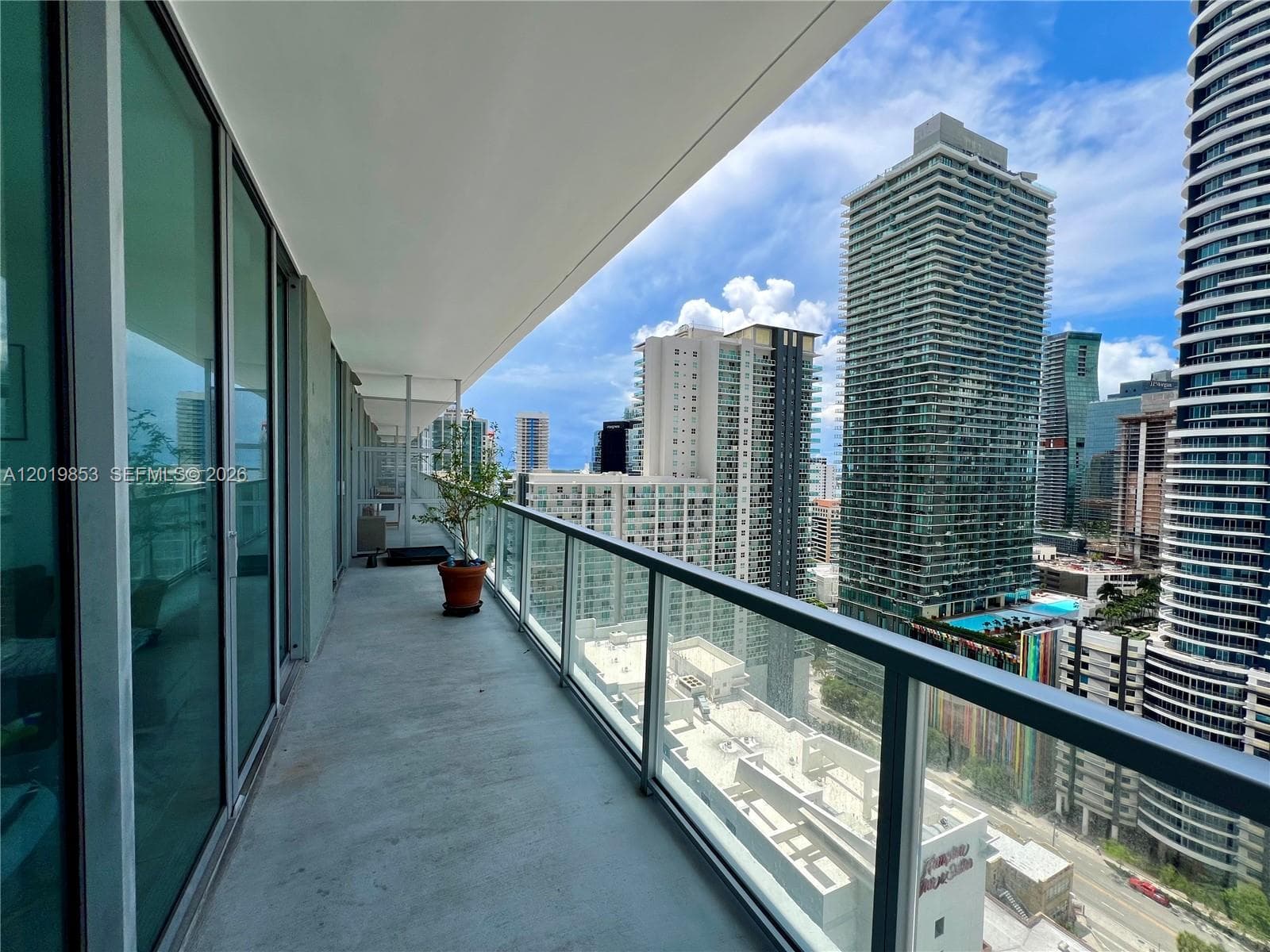 79 SW 12th St, Miami FL 33130 — 20