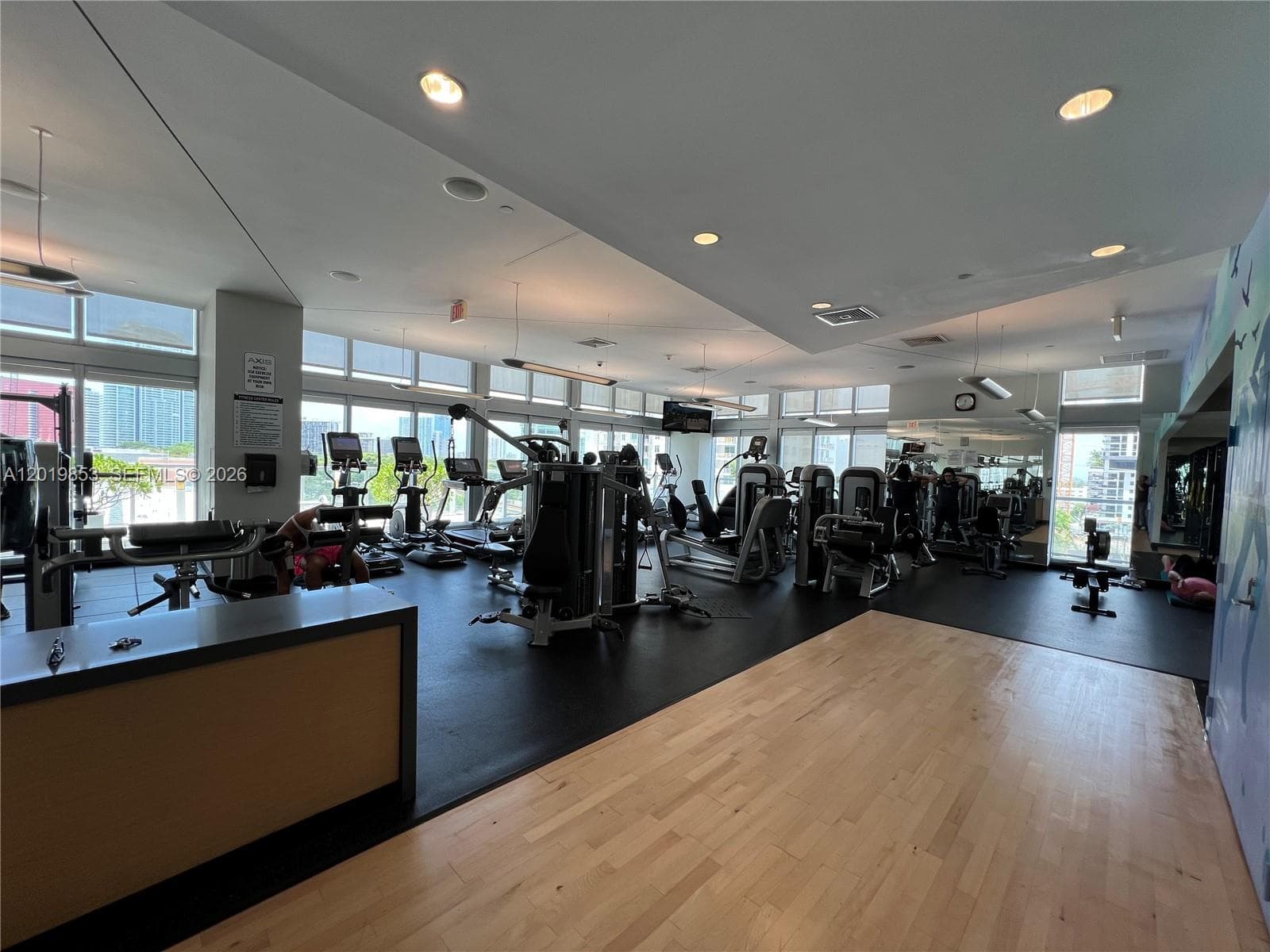 79 SW 12th St, Miami FL 33130 — 41