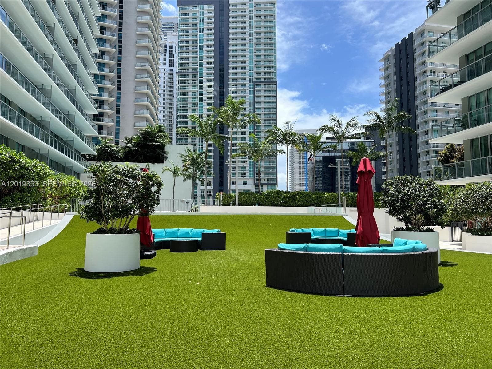 79 SW 12th St, Miami FL 33130 — 37
