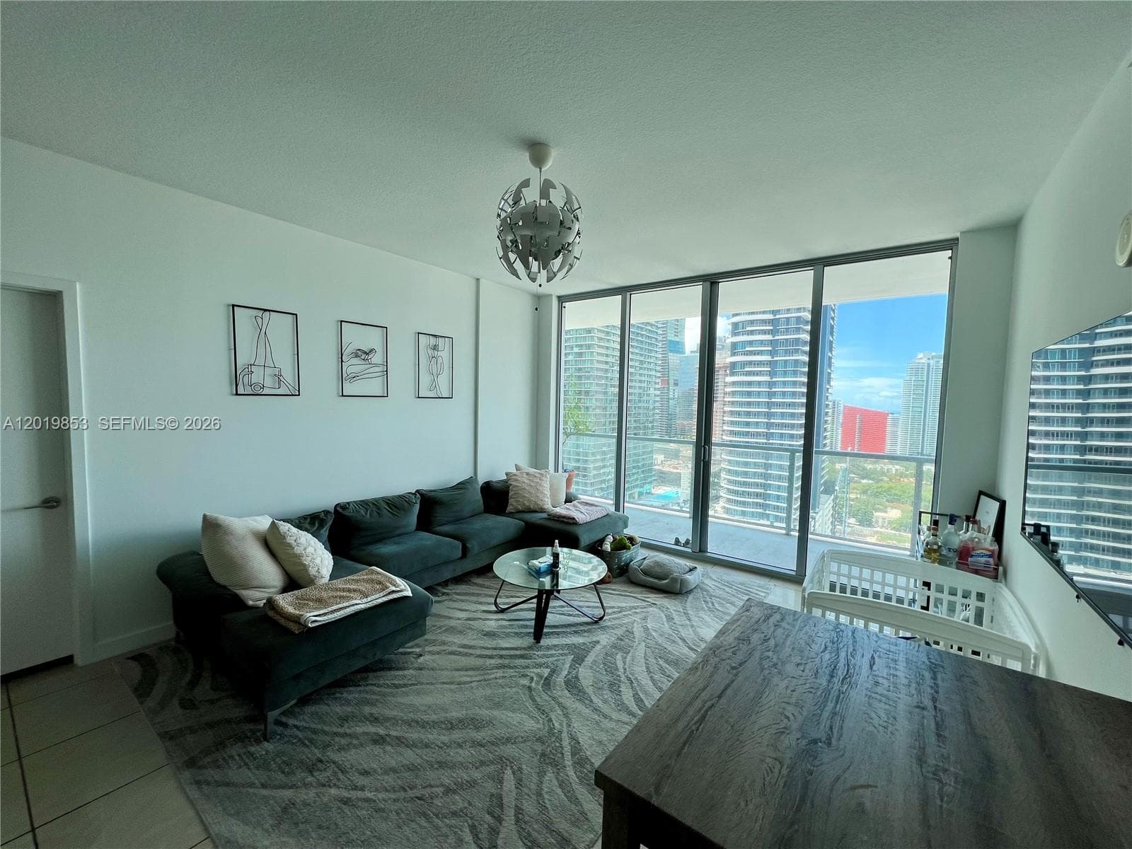 79 SW 12th St, Miami FL 33130 — 4