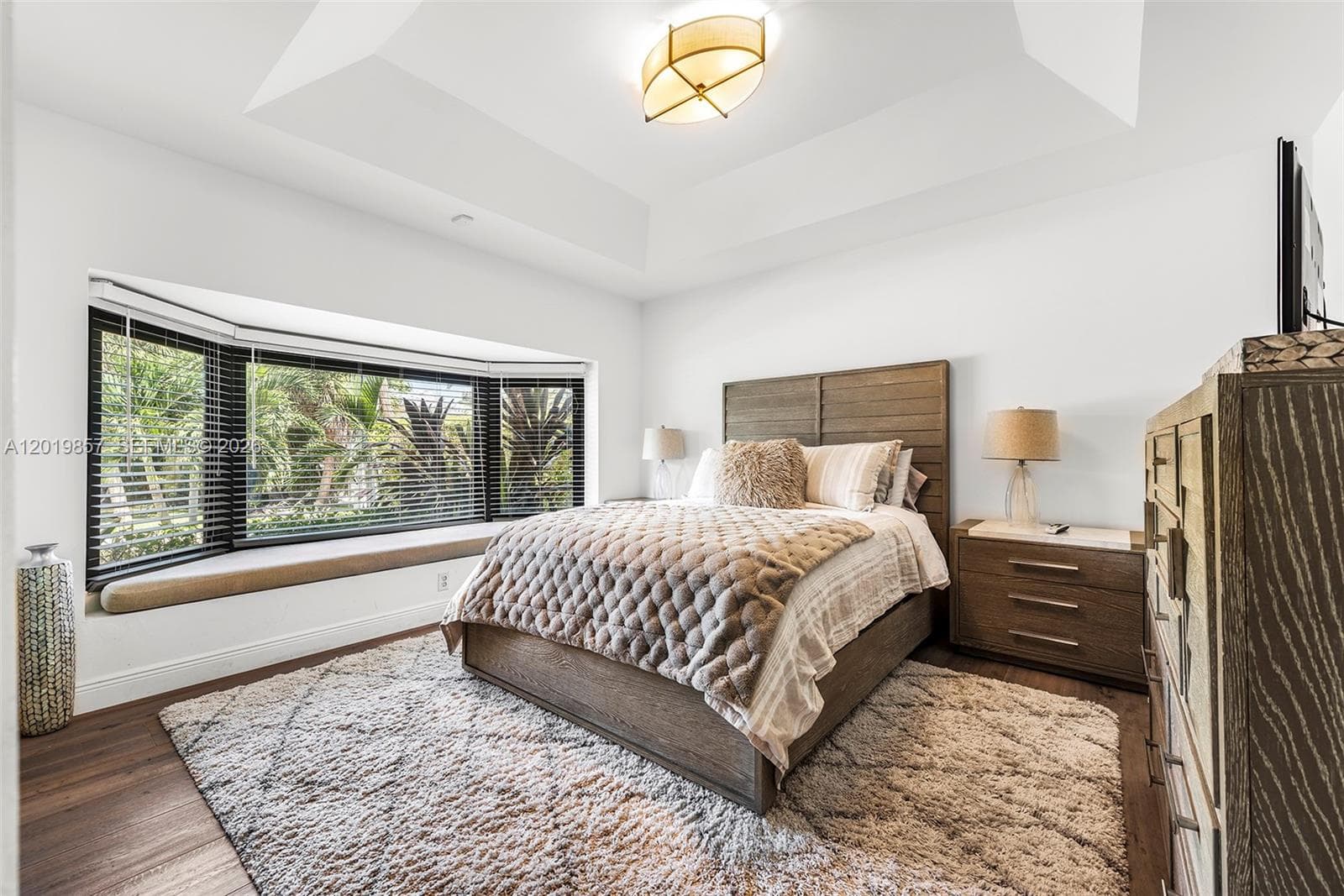 3444 NE 167th St, North Miami Beach FL 33160 — 29