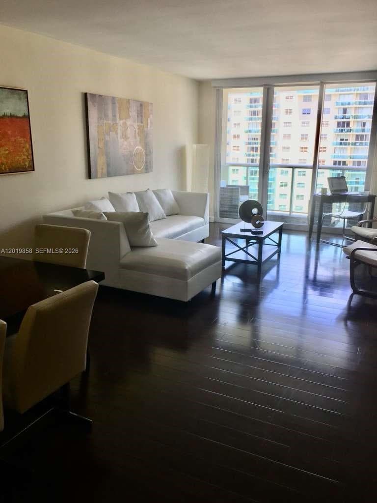 19380 Collins Ave # 1211, Sunny Isles Beach FL 33160 — 1