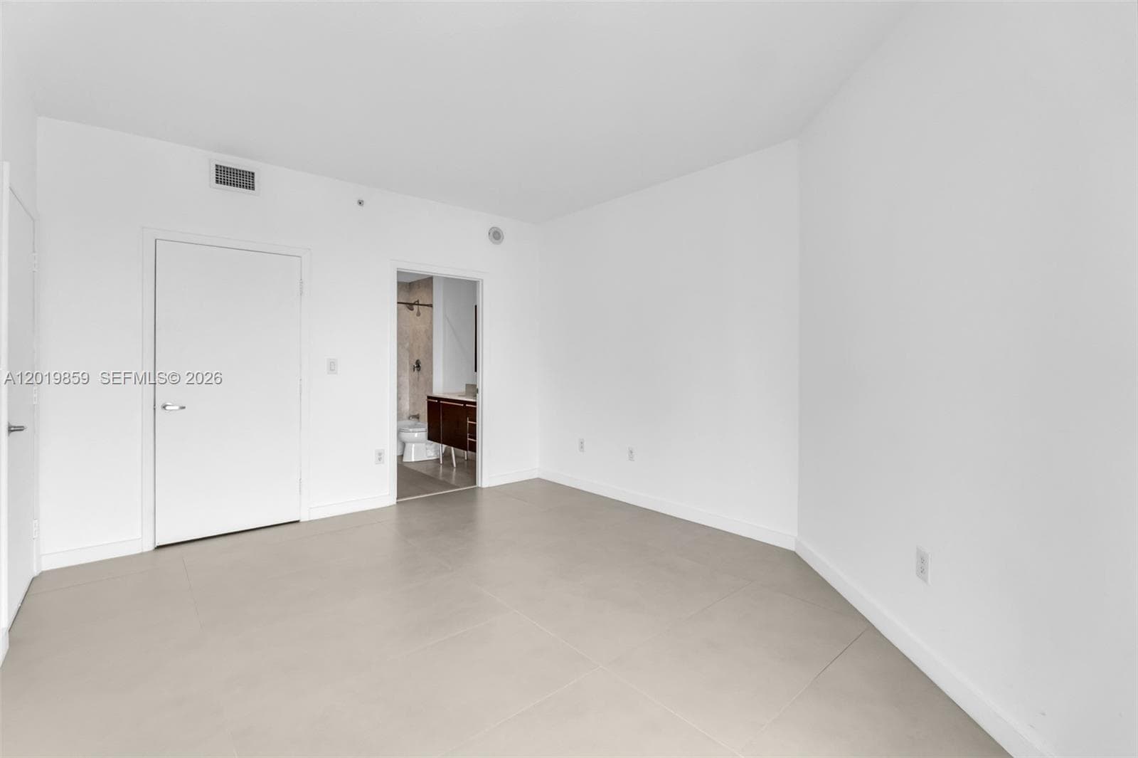 1900 N Bayshore Dr # 3216, Miami FL 33132 — 13