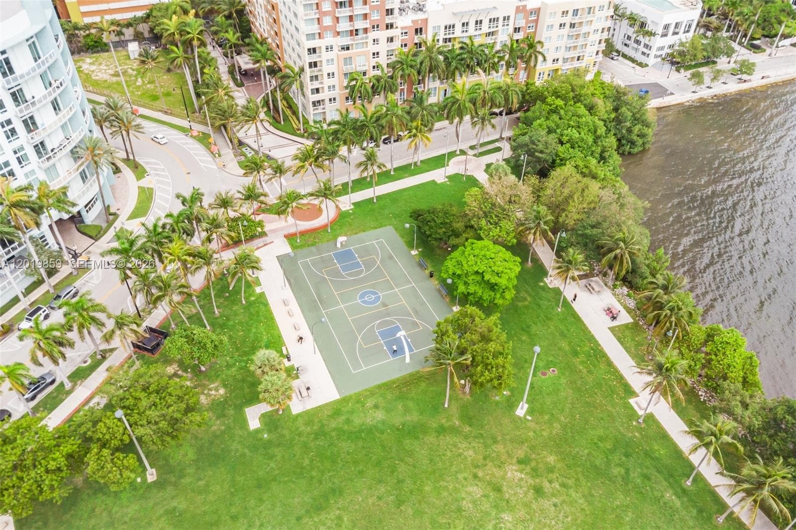 1900 N Bayshore Dr # 3216, Miami FL 33132 — 26