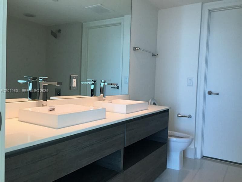 1100 S MIAMI AV # 3302, Miami FL 33130 — 3