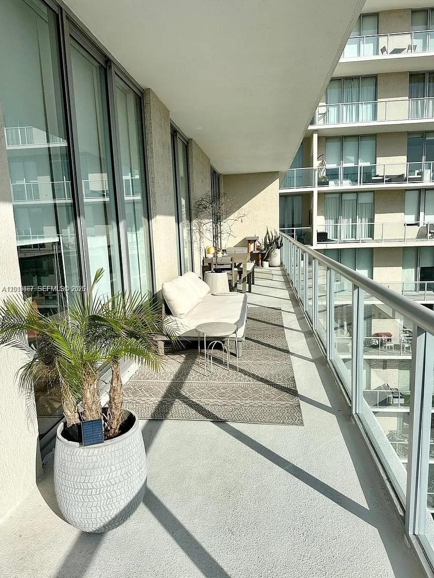 3470 E Coast Ave # H1805, Miami FL 33137 — 7
