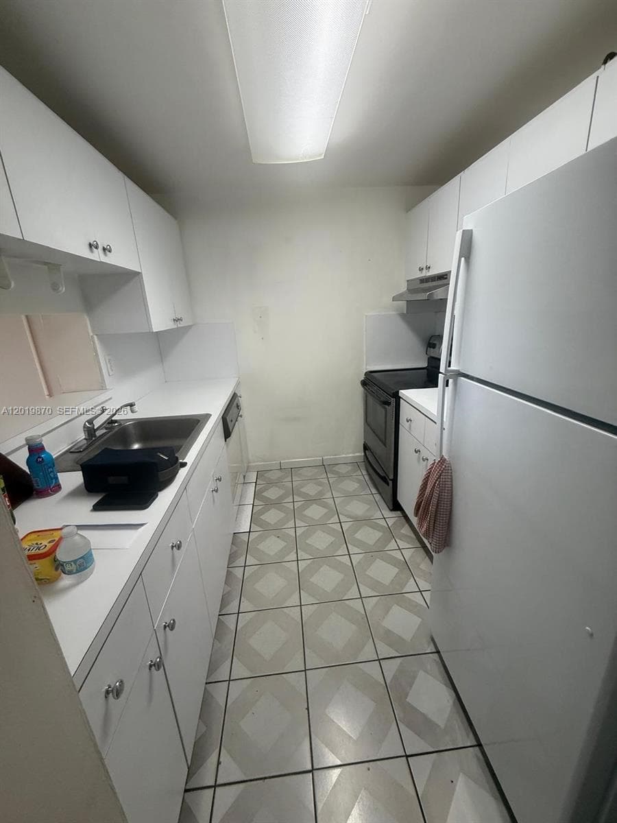 Castillian Club Condo, Miami, FL — 9