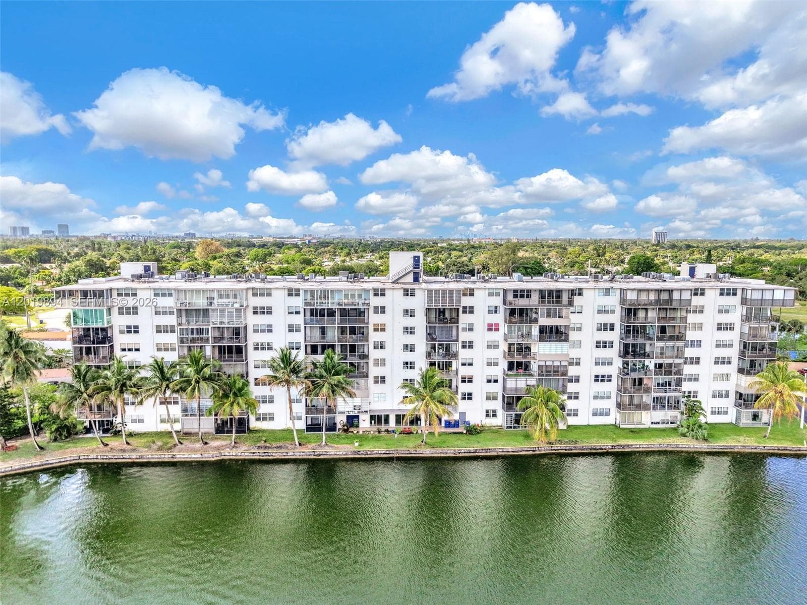 1075 NE Miami Gardens Dr # 408, Miami FL 33179 — 1
