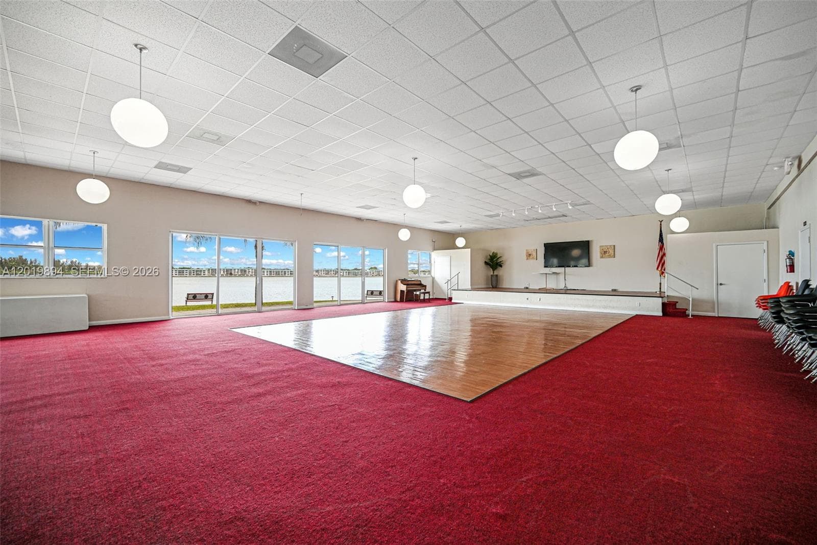 1075 NE Miami Gardens Dr # 408, Miami FL 33179 — 33