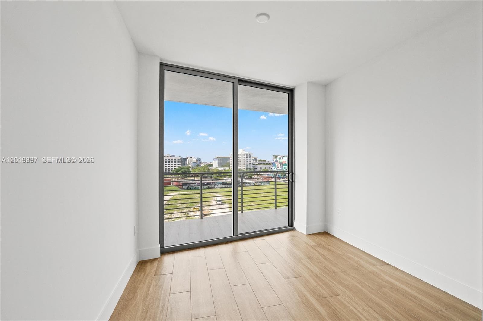 90 NE 32nd St # 627, Miami FL 33137 — 22