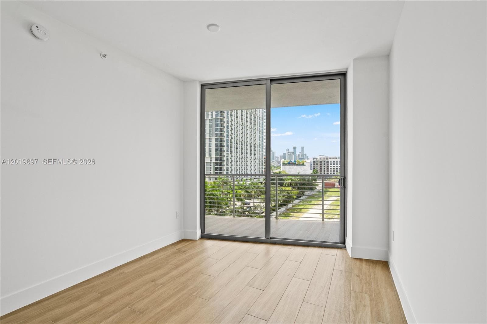 90 NE 32nd St # 627, Miami FL 33137 — 24