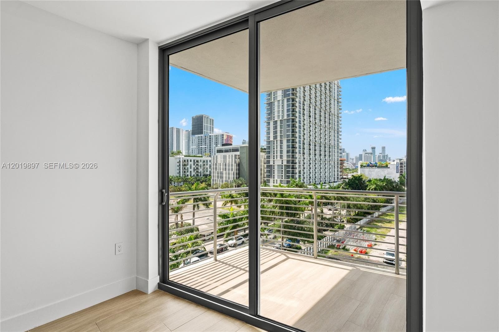 90 NE 32nd St # 627, Miami FL 33137 — 14