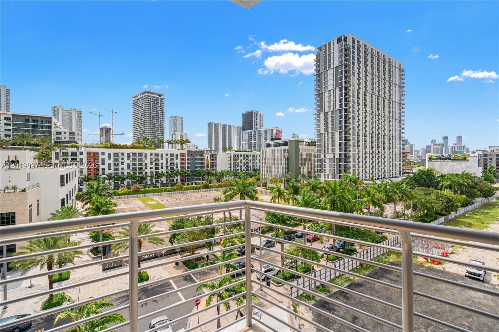 90 NE 32nd St # 627, Miami FL 33137 — 44