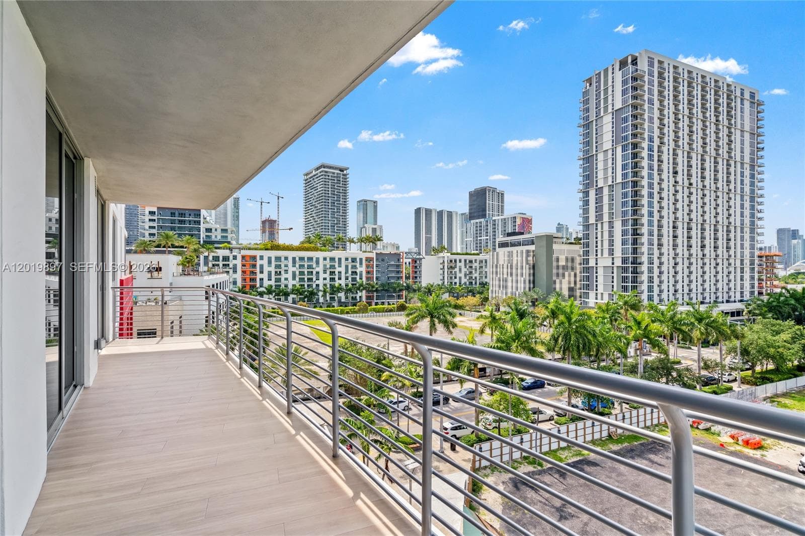 90 NE 32nd St # 627, Miami FL 33137 — 39