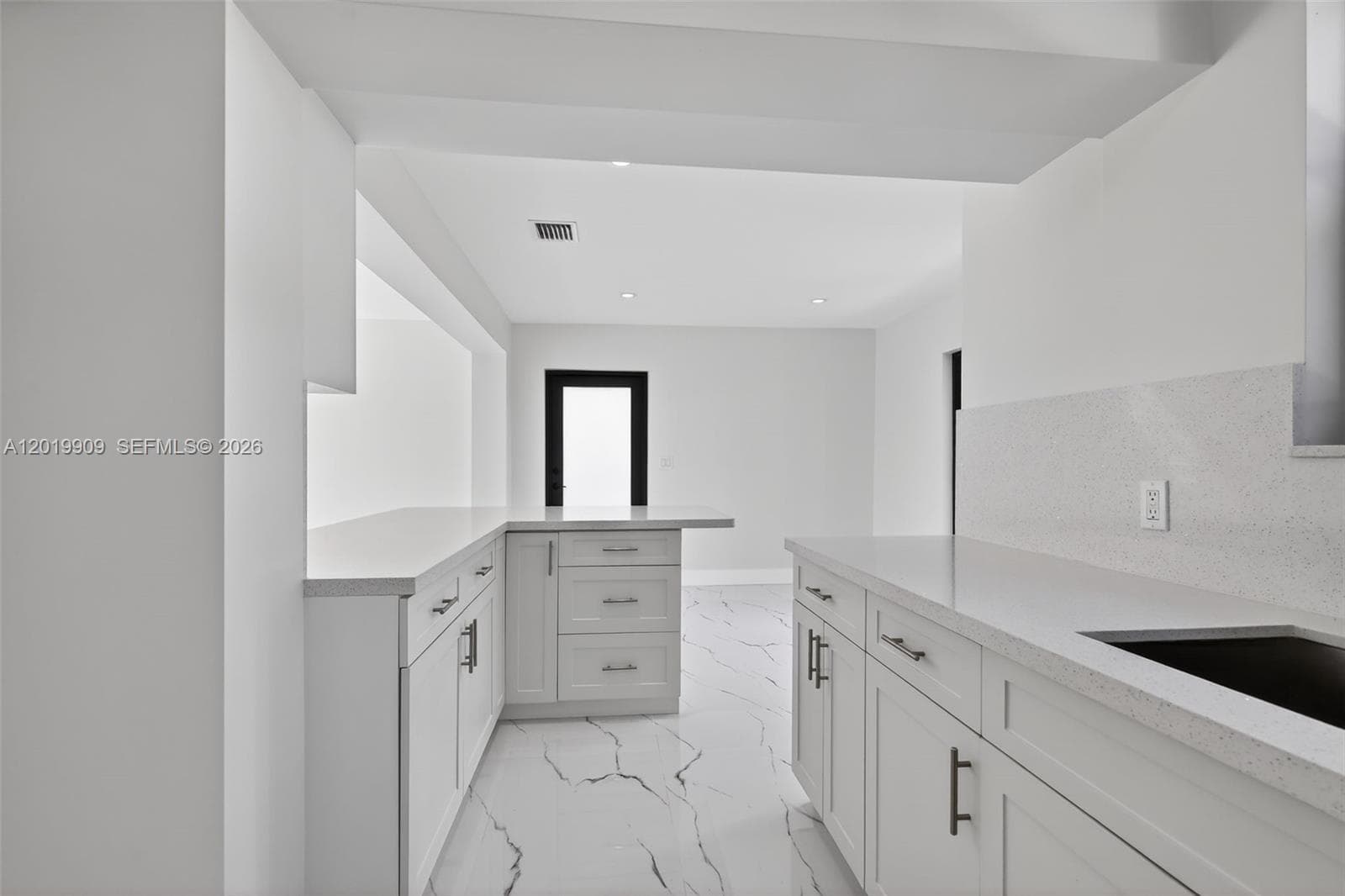 53 NW 68th St, Miami FL 33150 — 14