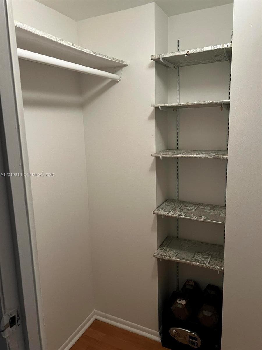 3101 N Country Club Dr # 510, Aventura FL 33180 — 13