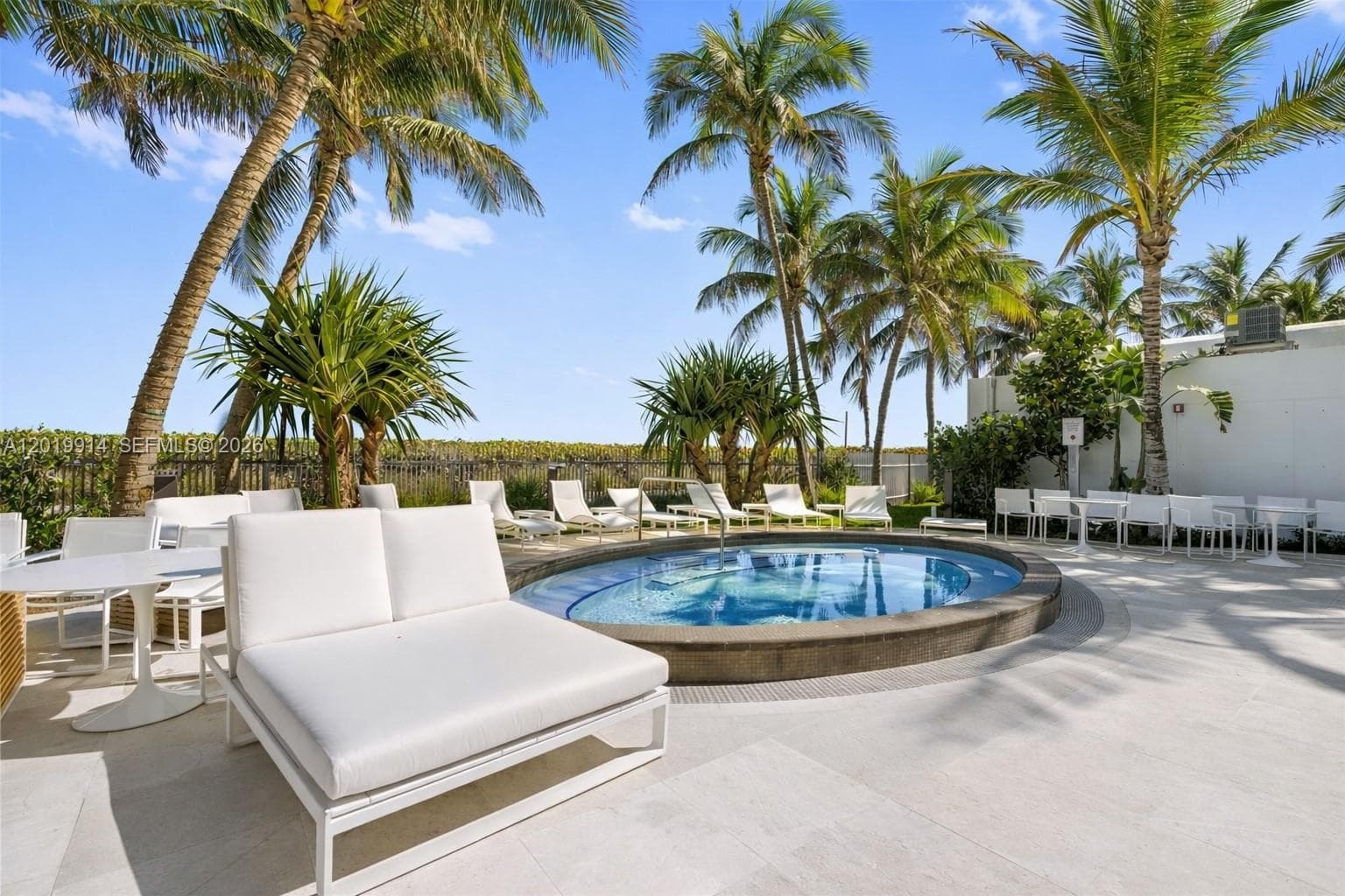 6365 Collins Ave # 2403, Miami Beach FL 33141 — 19