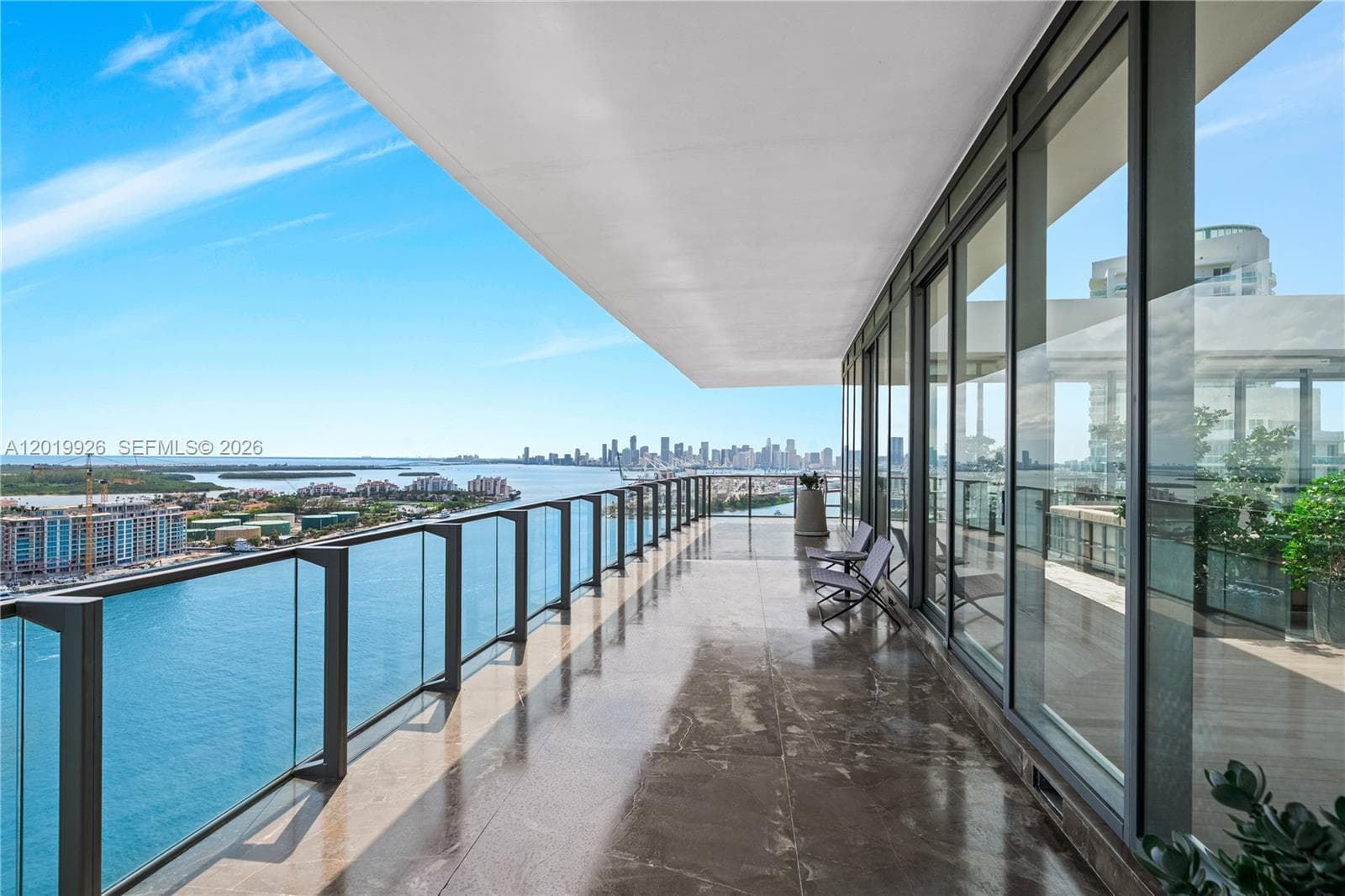 800 S Pointe Dr # 2204, Miami Beach FL 33139 — 42