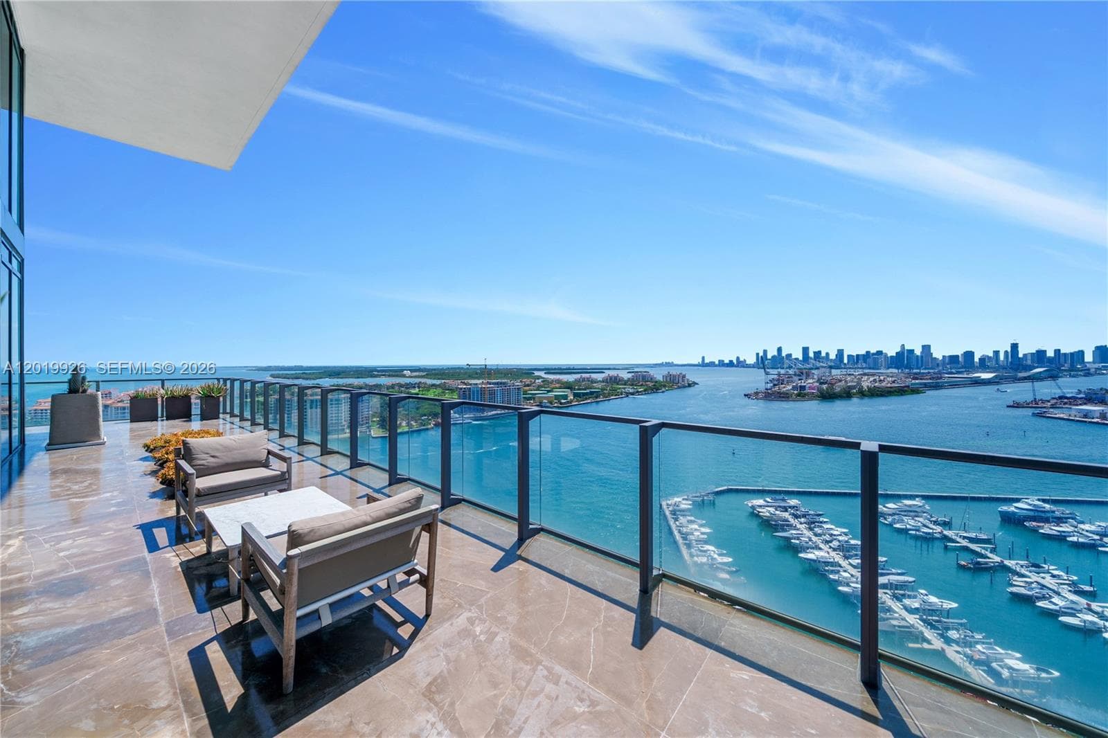 800 S Pointe Dr # 2204, Miami Beach FL 33139 — 24