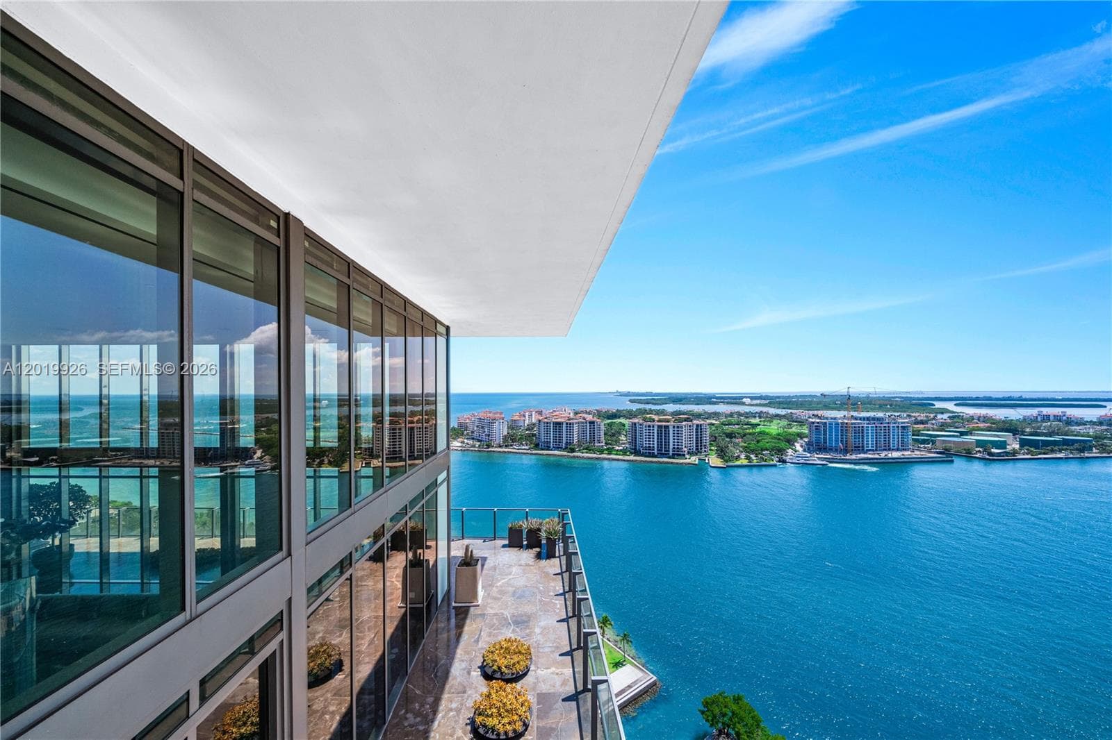 800 S Pointe Dr # 2204, Miami Beach FL 33139 — 8