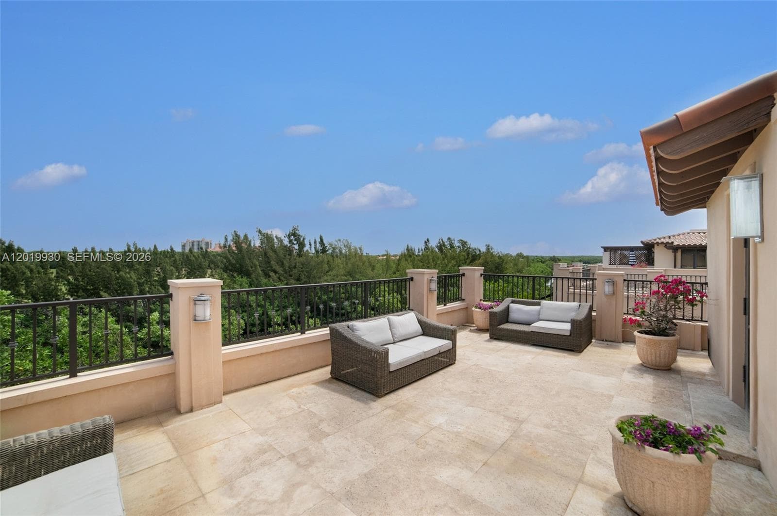 6226 Paradise Point Dr, Palmetto Bay FL 33157 — 52