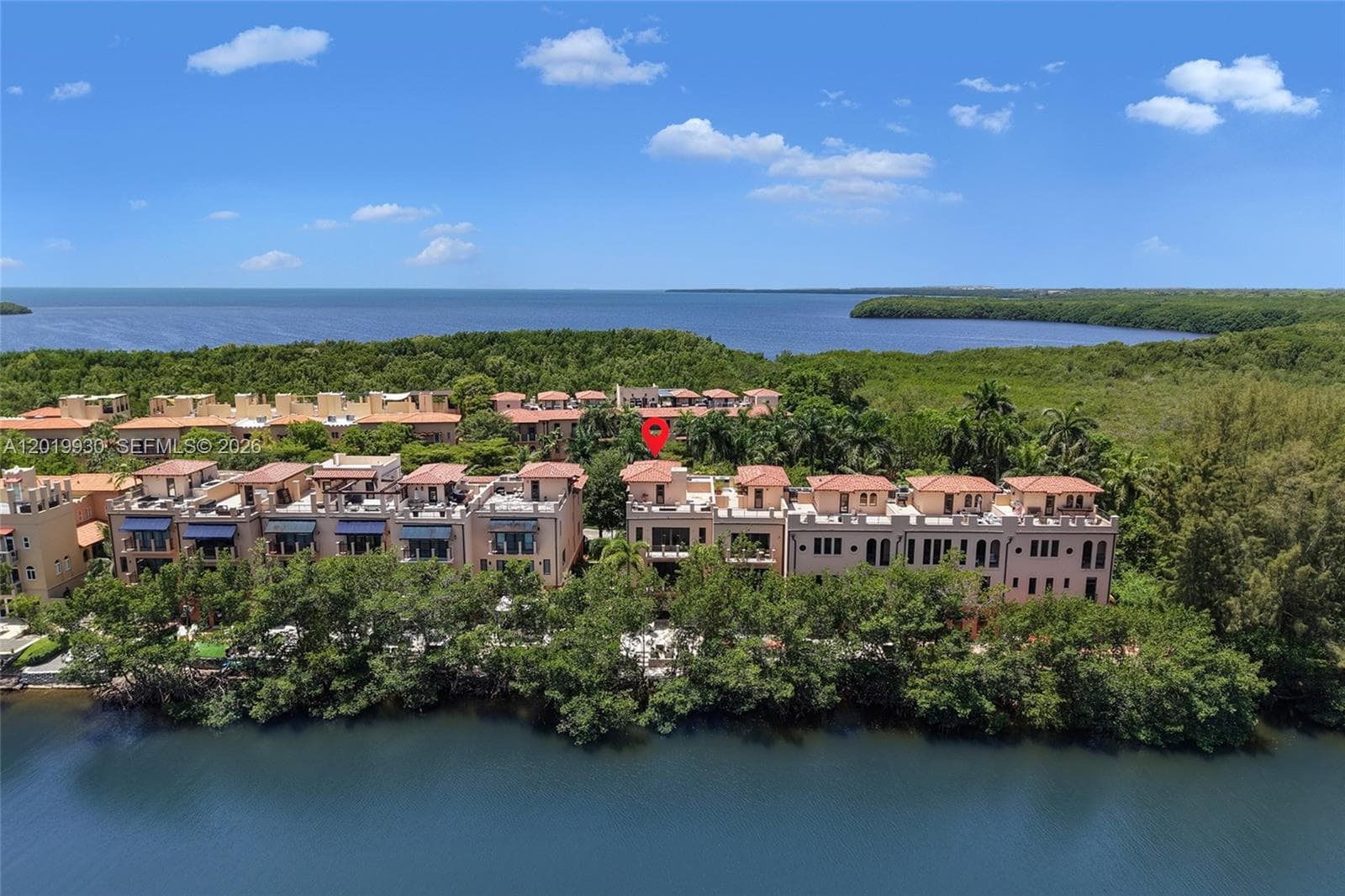 6226 Paradise Point Dr, Palmetto Bay FL 33157 — 7