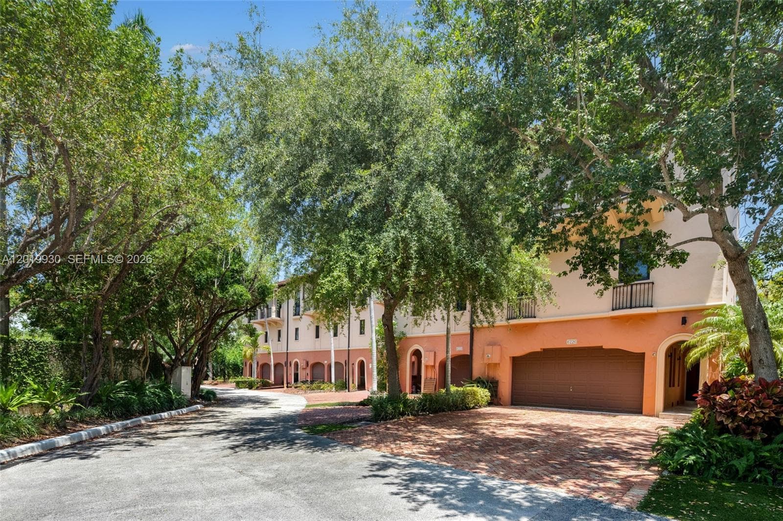 6226 Paradise Point Dr, Palmetto Bay FL 33157 — 65