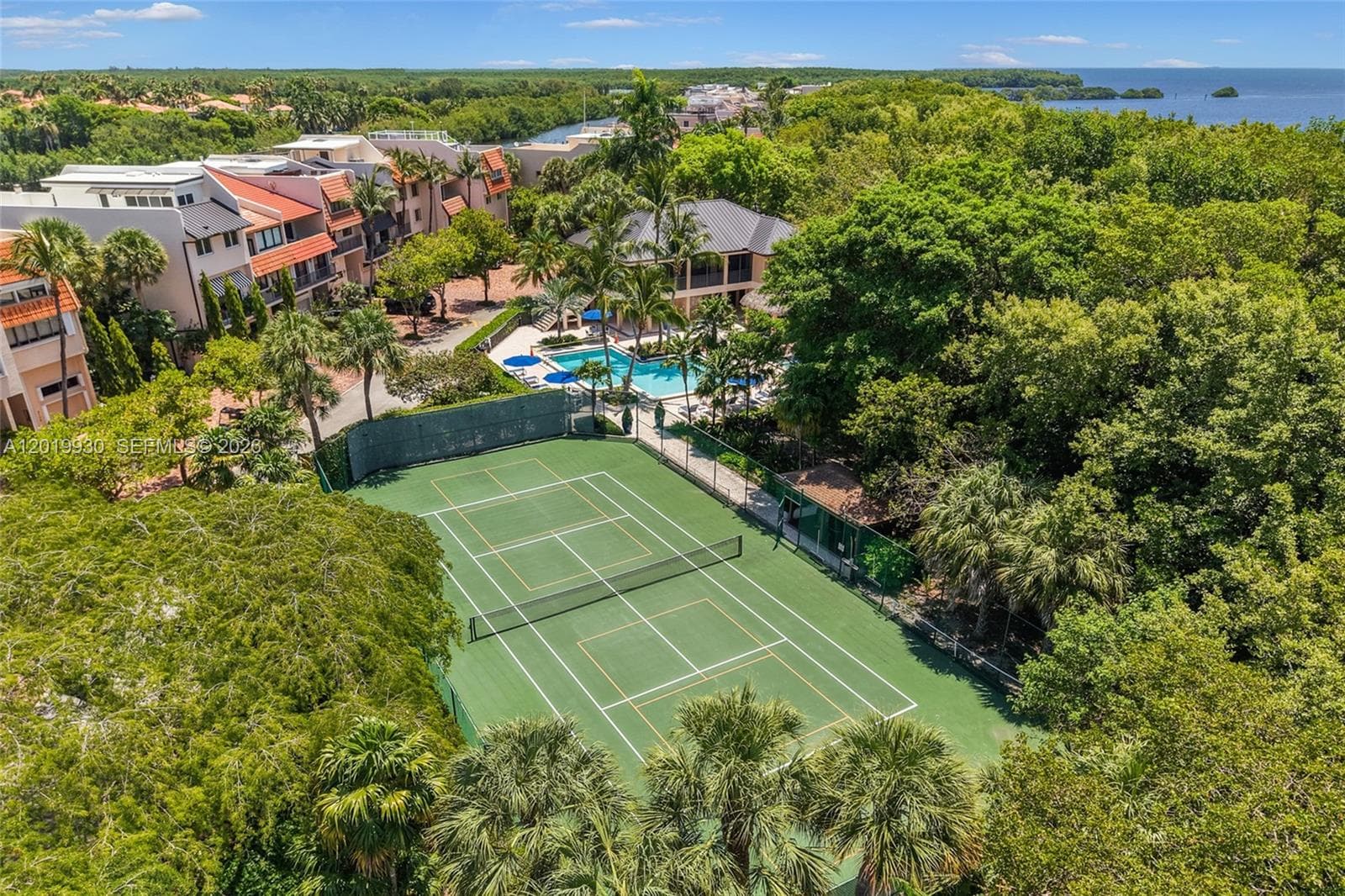 6226 Paradise Point Dr, Palmetto Bay FL 33157 — 10
