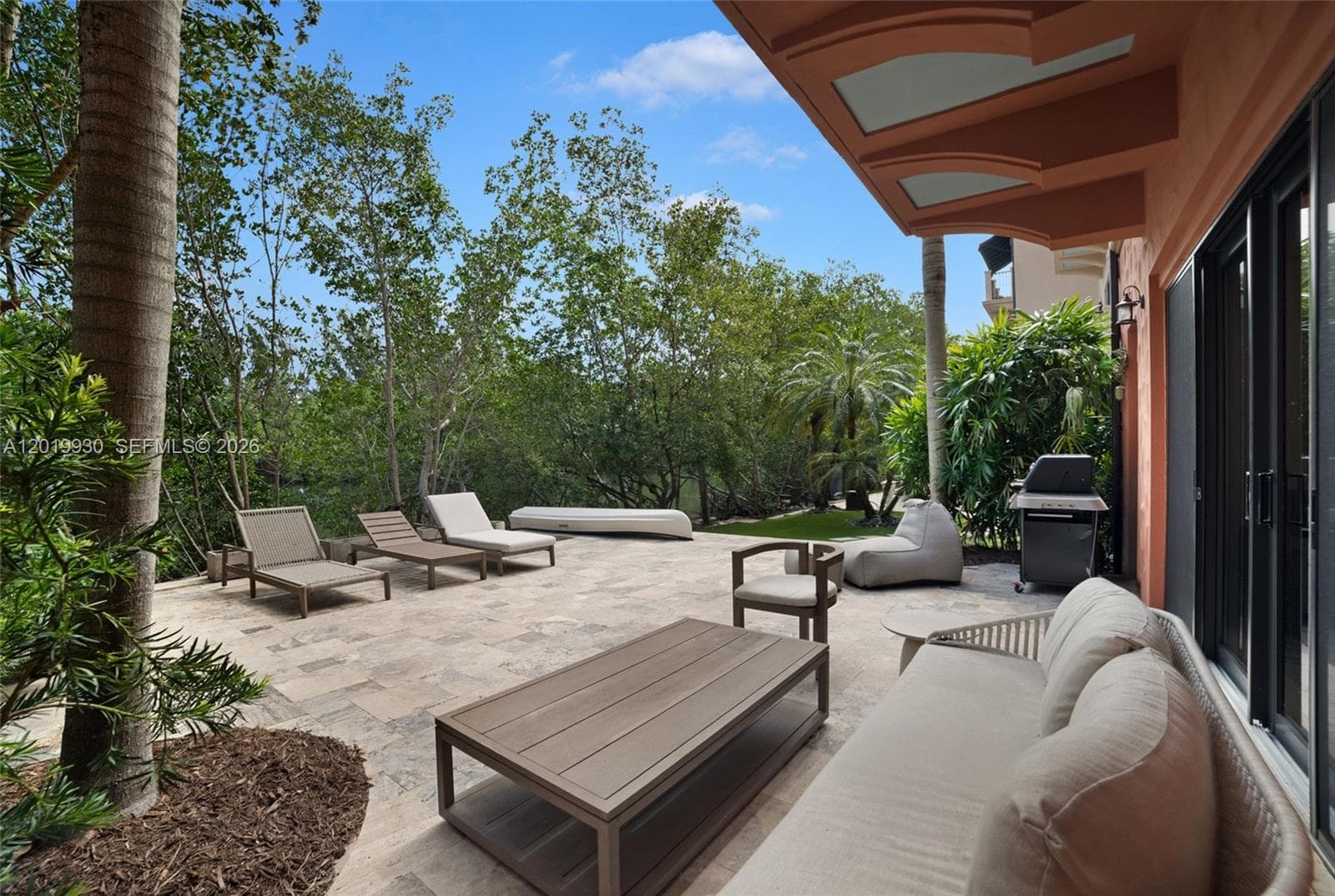 6226 Paradise Point Dr, Palmetto Bay FL 33157 — 18