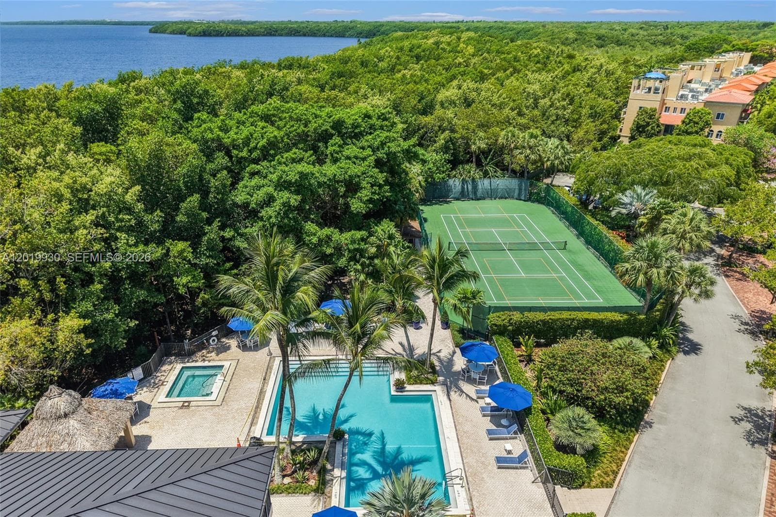 6226 Paradise Point Dr, Palmetto Bay FL 33157 — 11