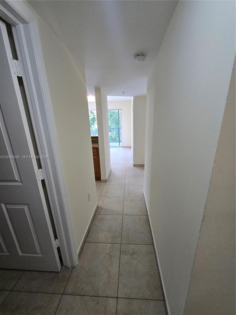2647 NW 25th Ave # 409, Miami FL 33142 — 22