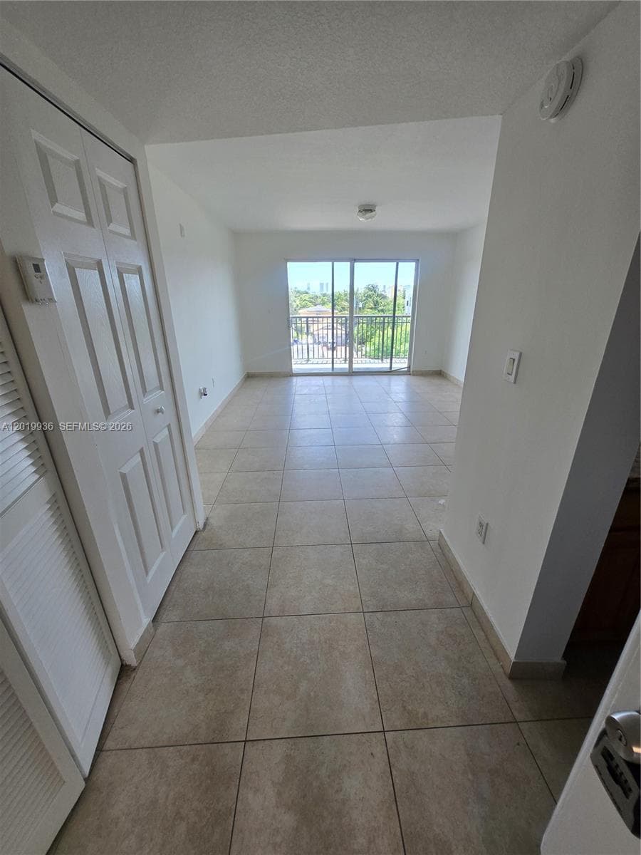 2647 NW 25th Ave # 409, Miami FL 33142 — 19