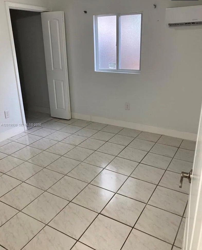 141 W 26th St, Hialeah FL 33010 — 5
