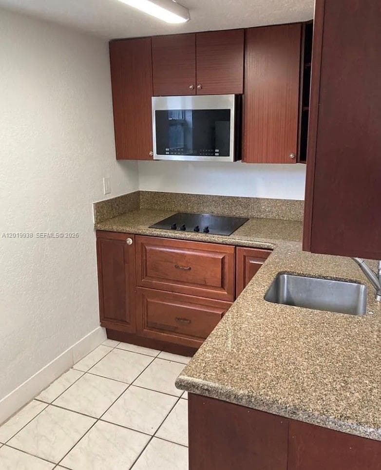 141 W 26th St, Hialeah FL 33010 — 8