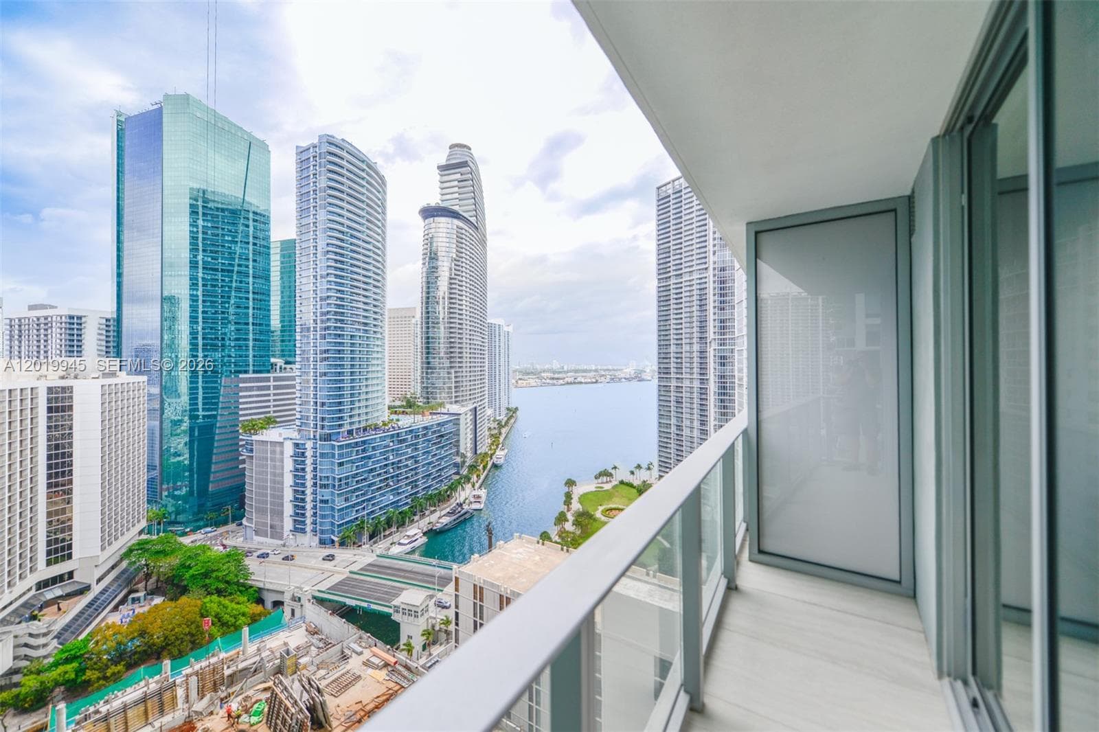77 5th St # 2604, Miami FL 33131 — 1