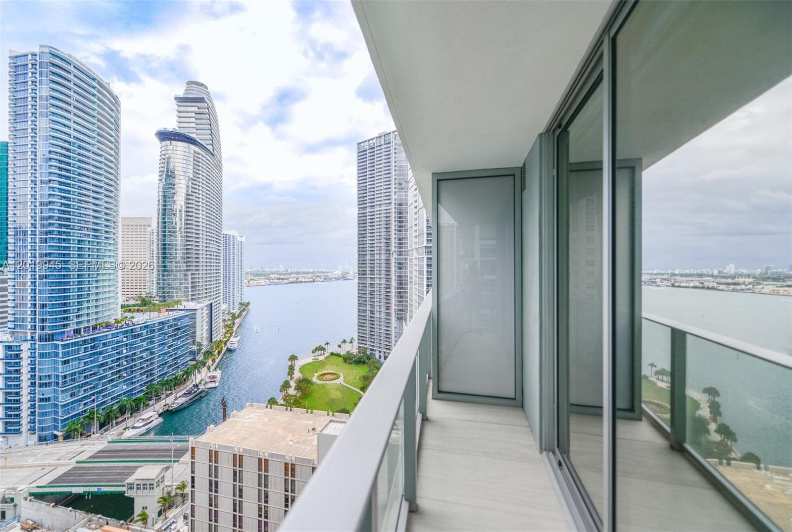 77 5th St # 2604, Miami FL 33131 — 15