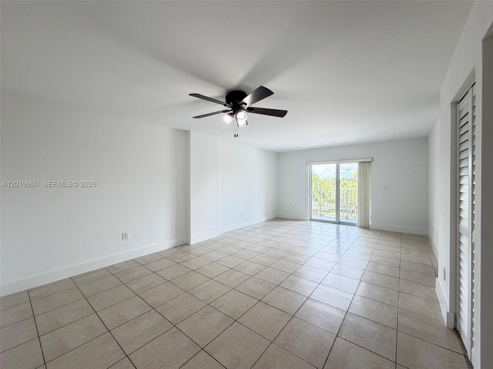 8200 SW 210th St # 213, Cutler Bay FL 33189 — 3