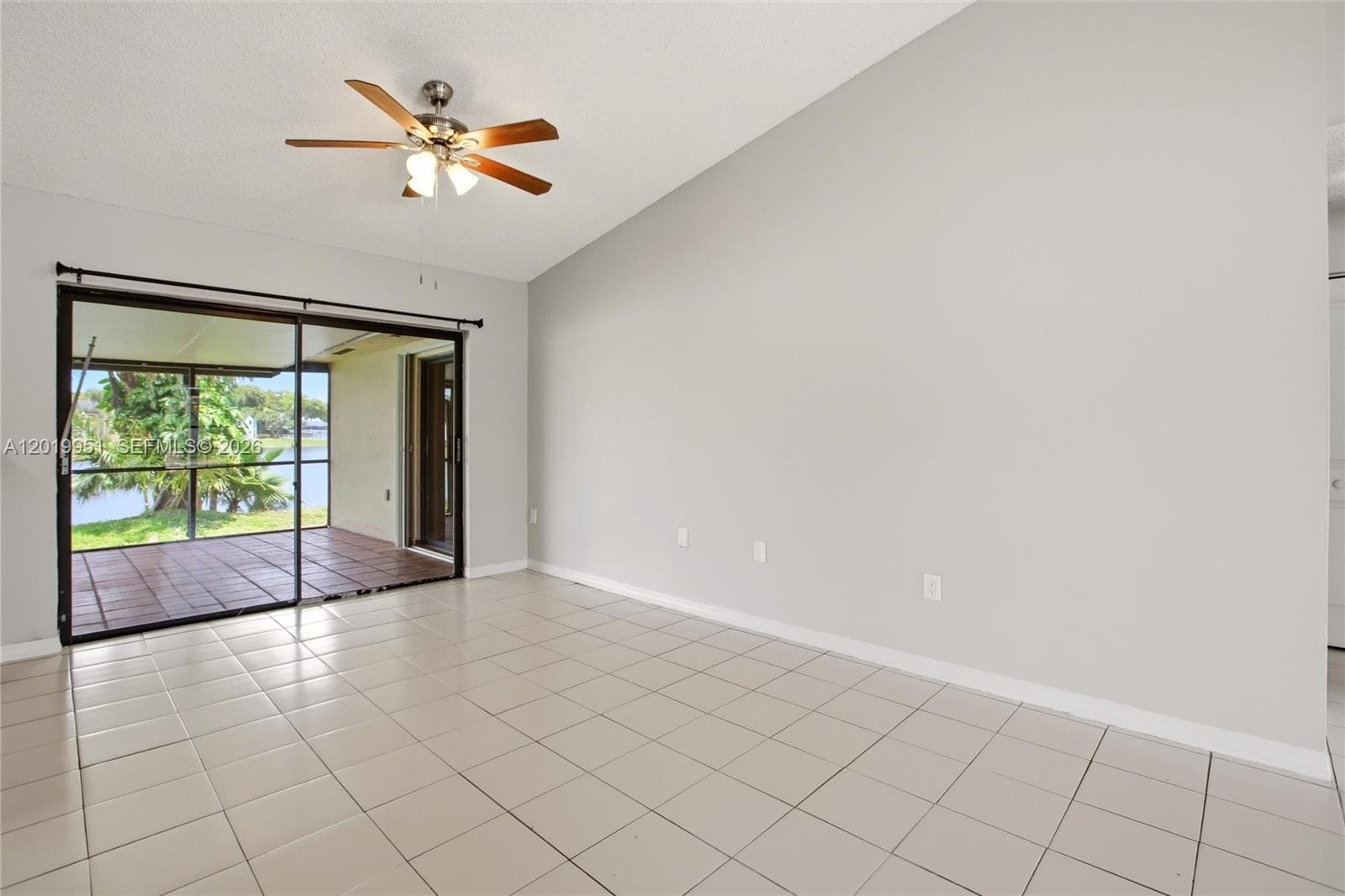8359 NW 189th St Rd, Hialeah FL 33015 — 12