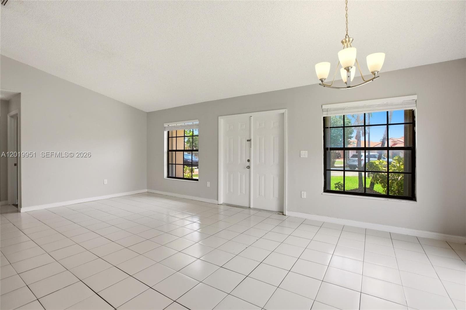 8359 NW 189th St Rd, Hialeah FL 33015 — 9