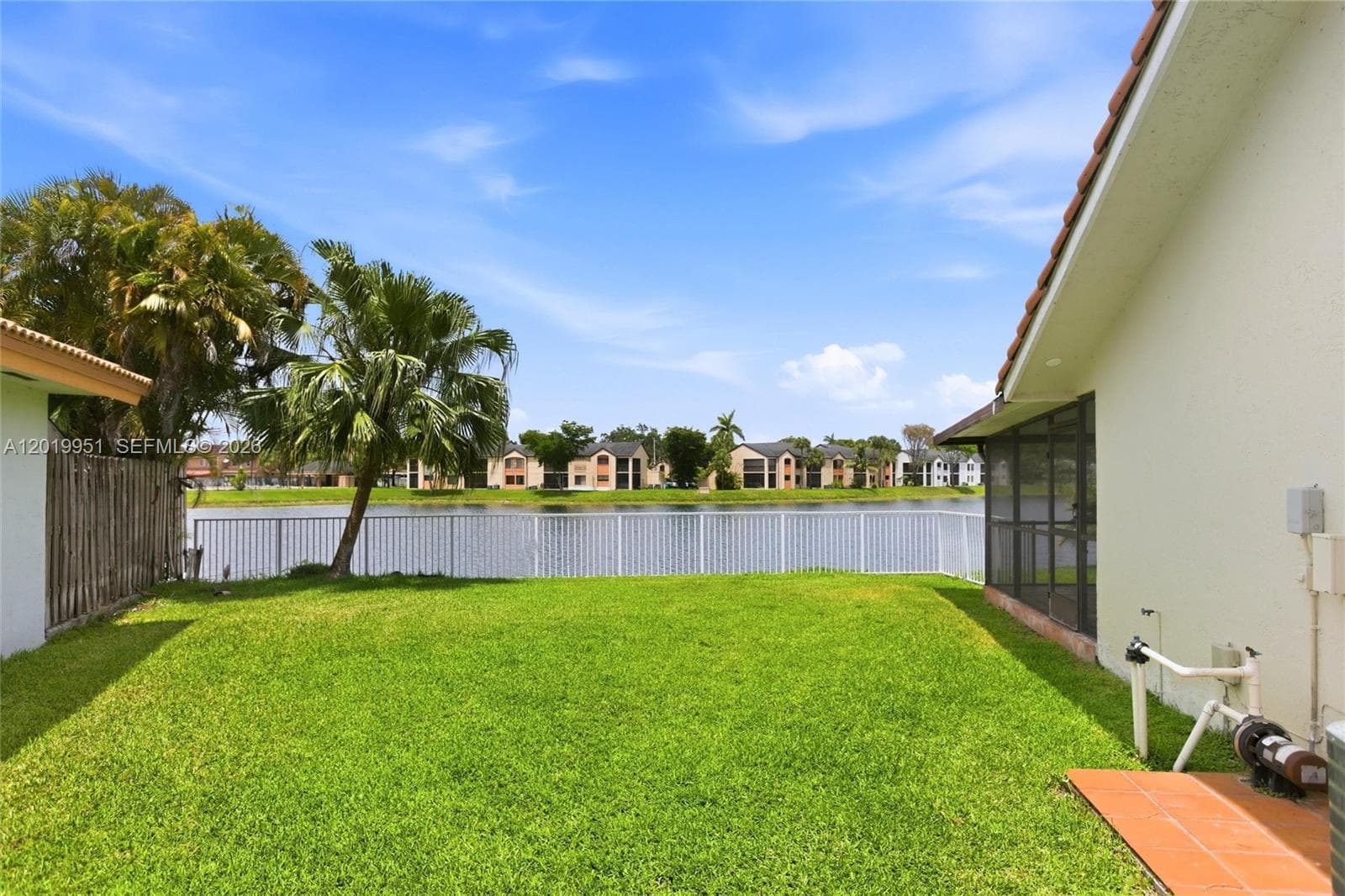 8359 NW 189th St Rd, Hialeah FL 33015 — 29