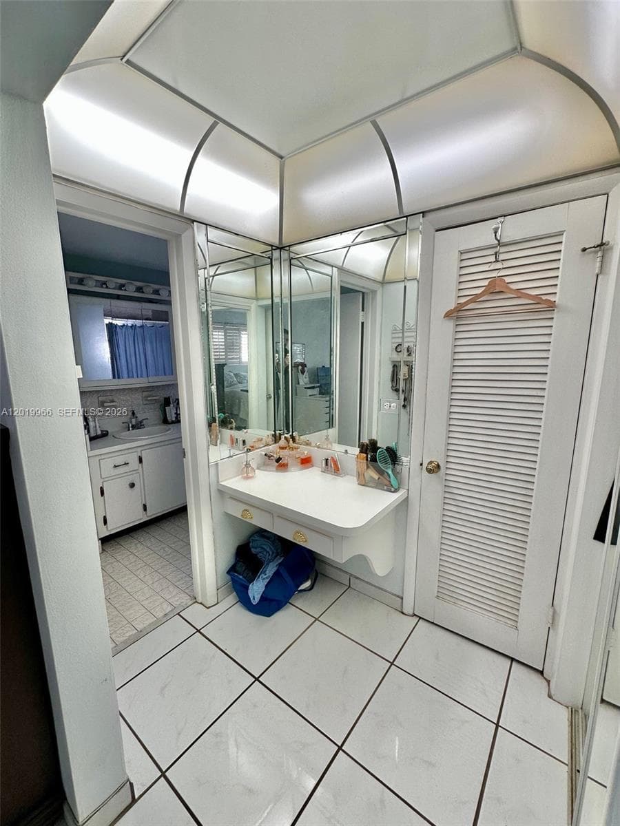 300 Galen Dr # 206, Key Biscayne FL 33149 — 15