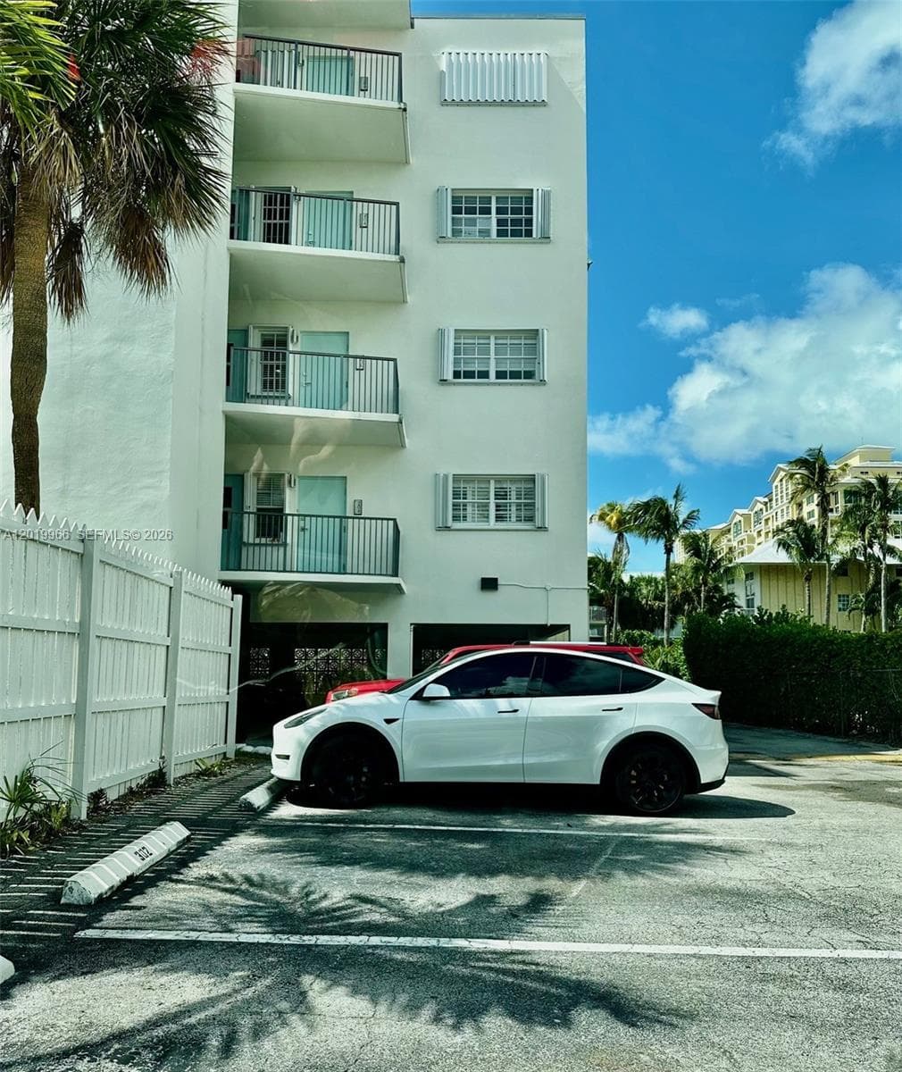 300 Galen Dr # 206, Key Biscayne FL 33149 — 25